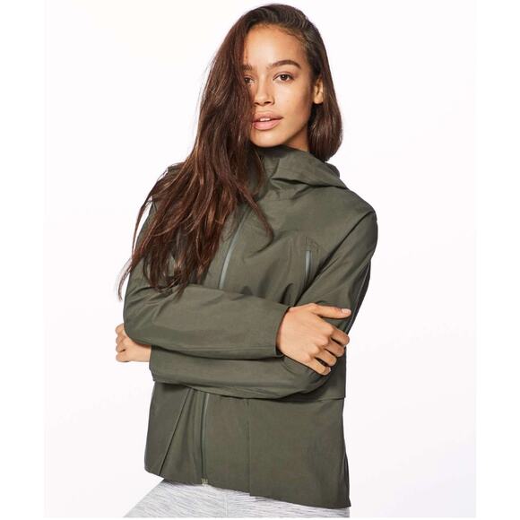 Lululemon Resist The Mist Rain Jacket Sz 6 - Picture 2 of 11